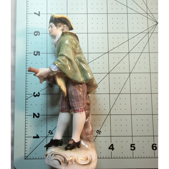 Vintage Porcelain Figurine Man Mandolin Musician Renaissance Festival Signed JE - Picture 5 of 7